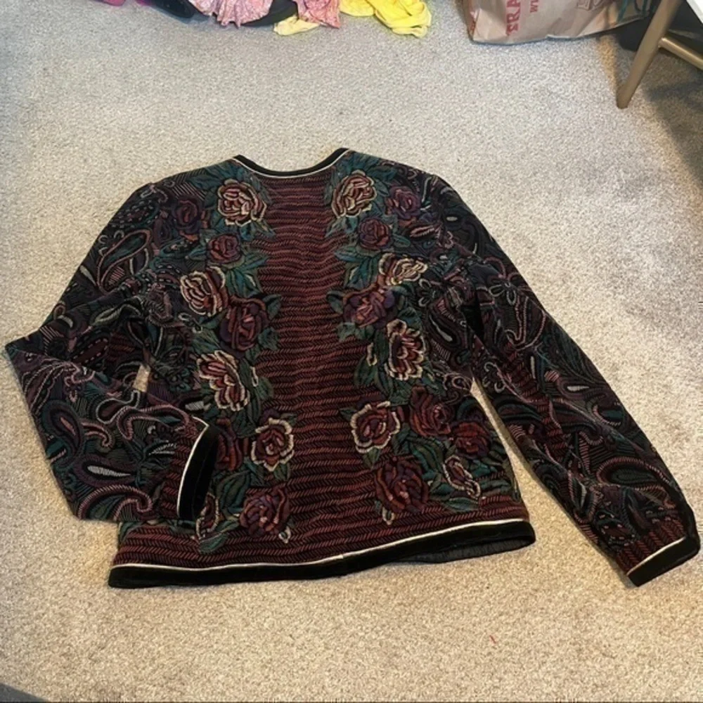 Vintage Saxton Hall velvet embroidered coat